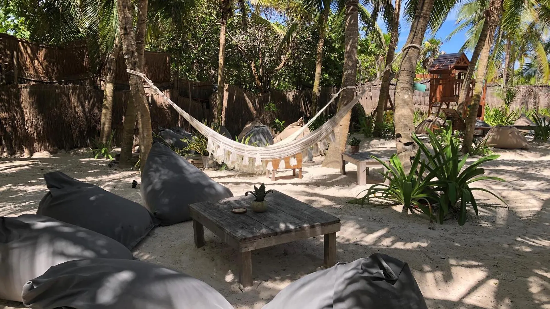 Gorgeous Loft With Gym, Pools And Rooftop Terrace Tulum Apartment